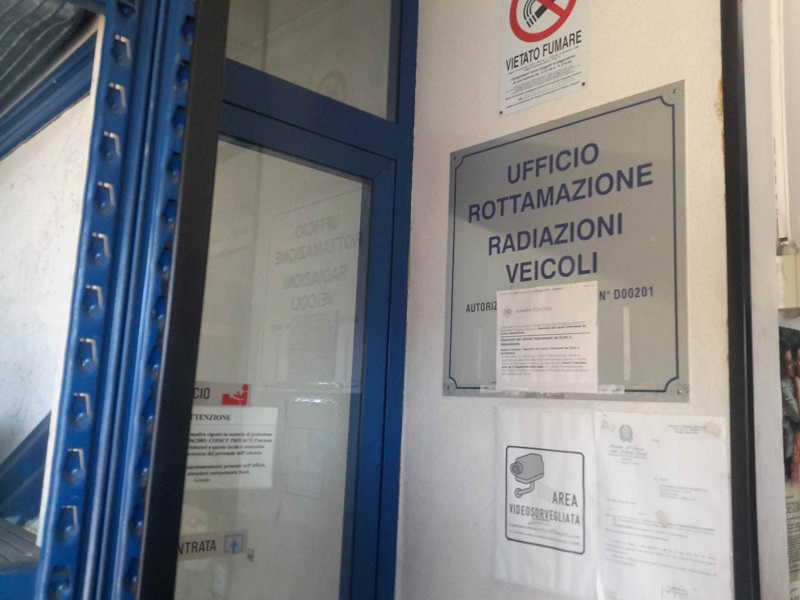 Pratiche radiazione auto Firenze